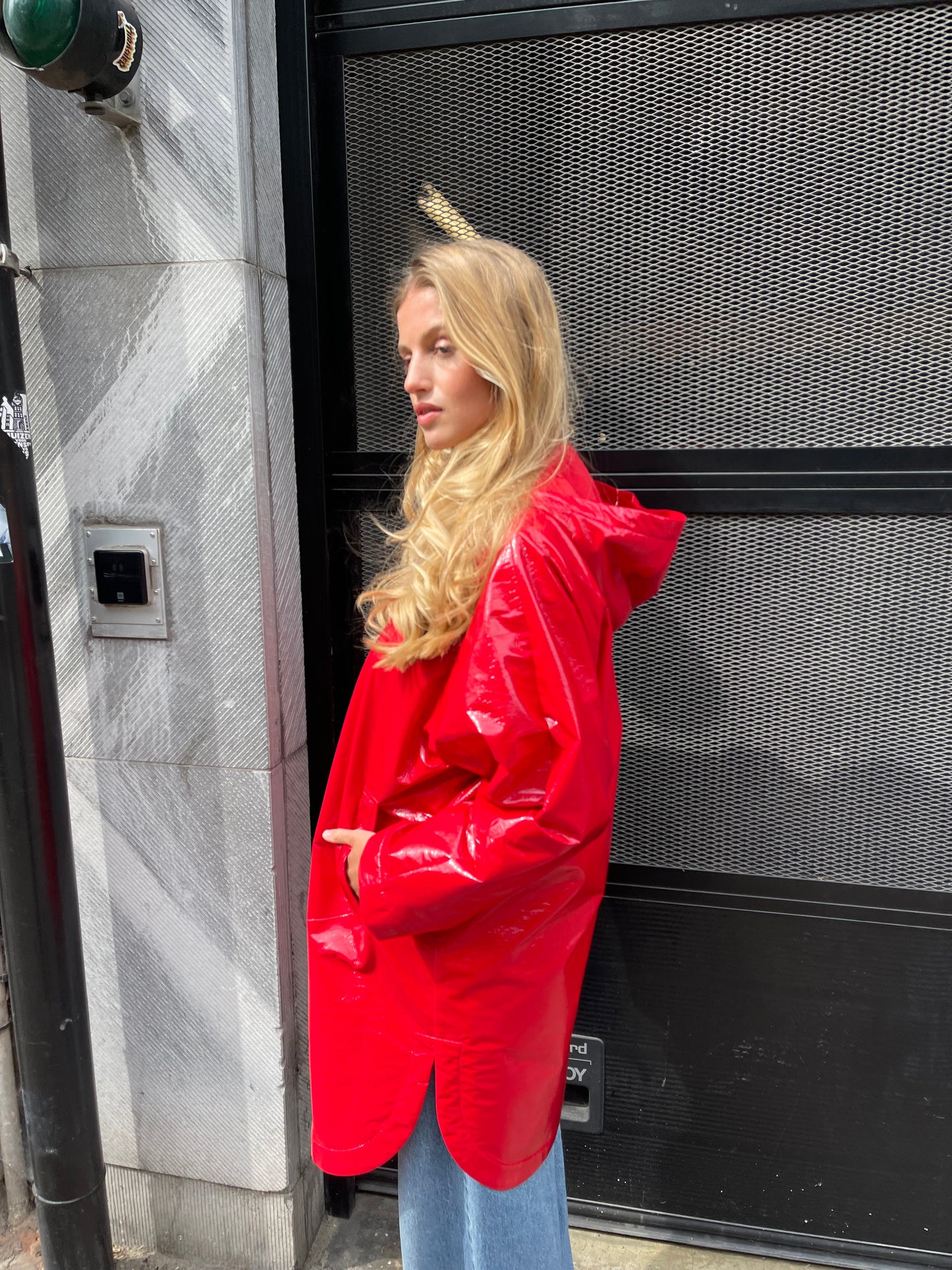 CLOUD01 - Red