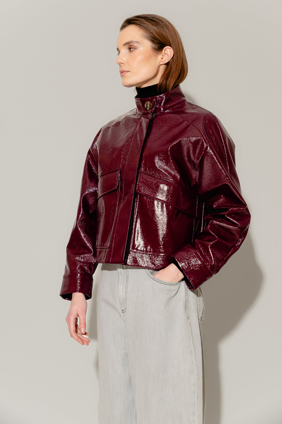 WIND01_AUBERGINE_5