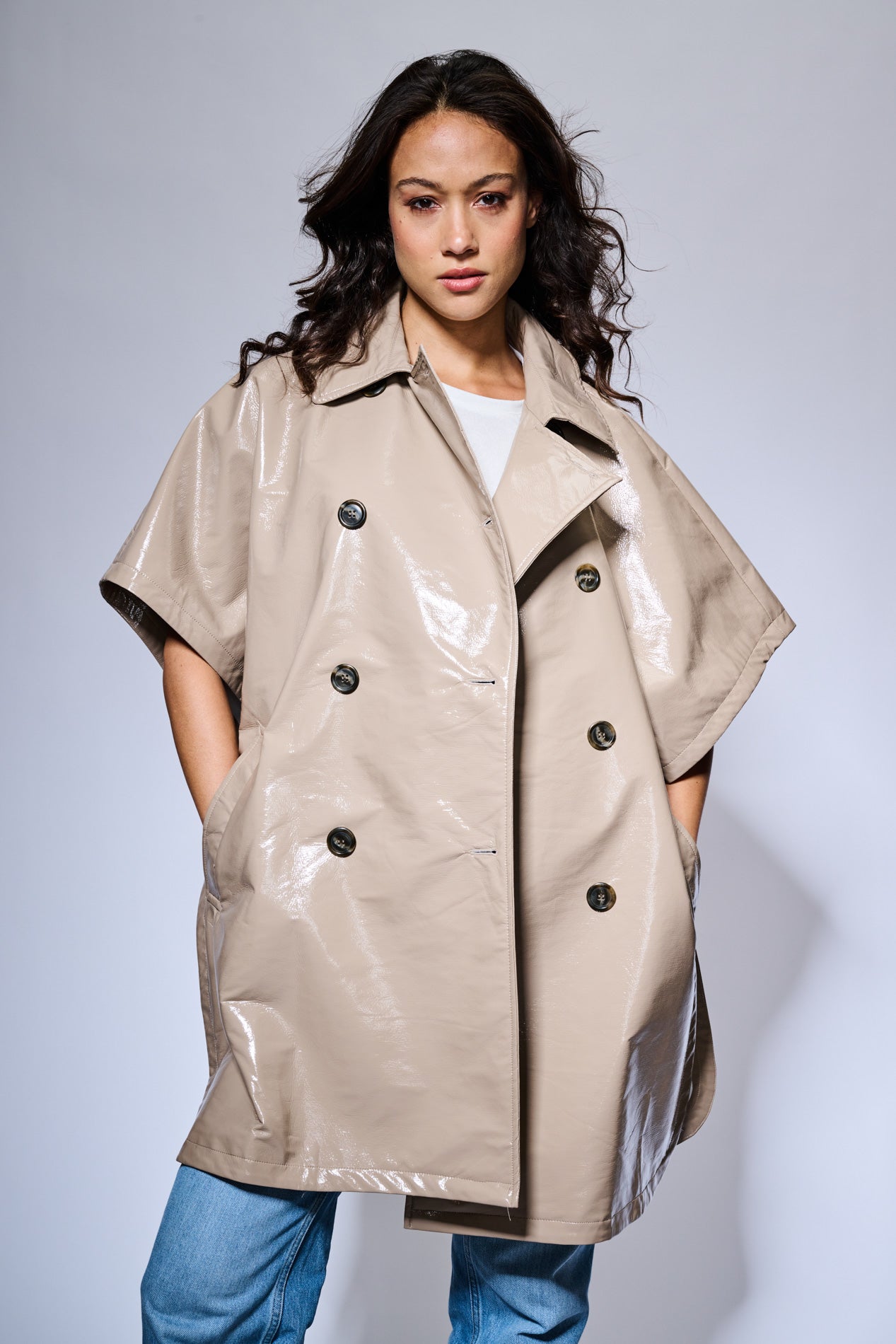 DROPS01_BEIGE_1