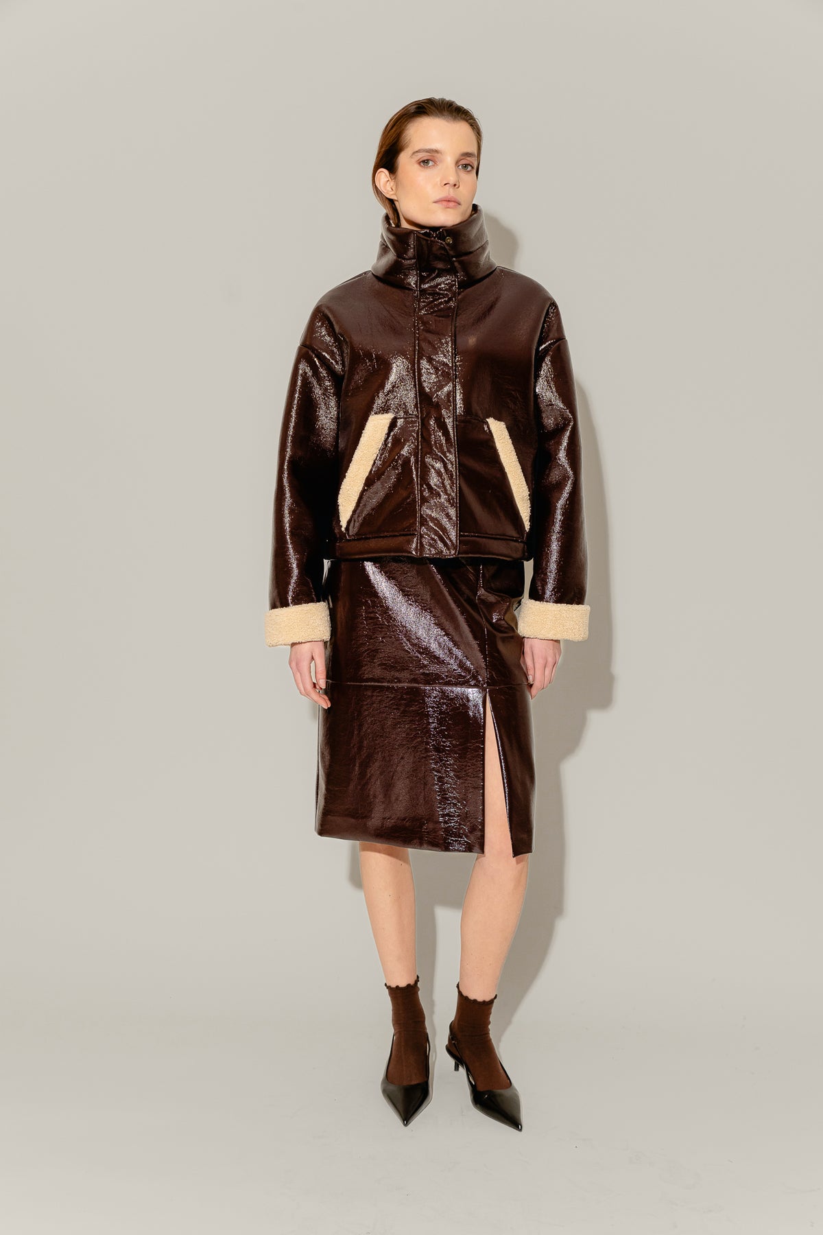 MIST02_DARKBROWN_3