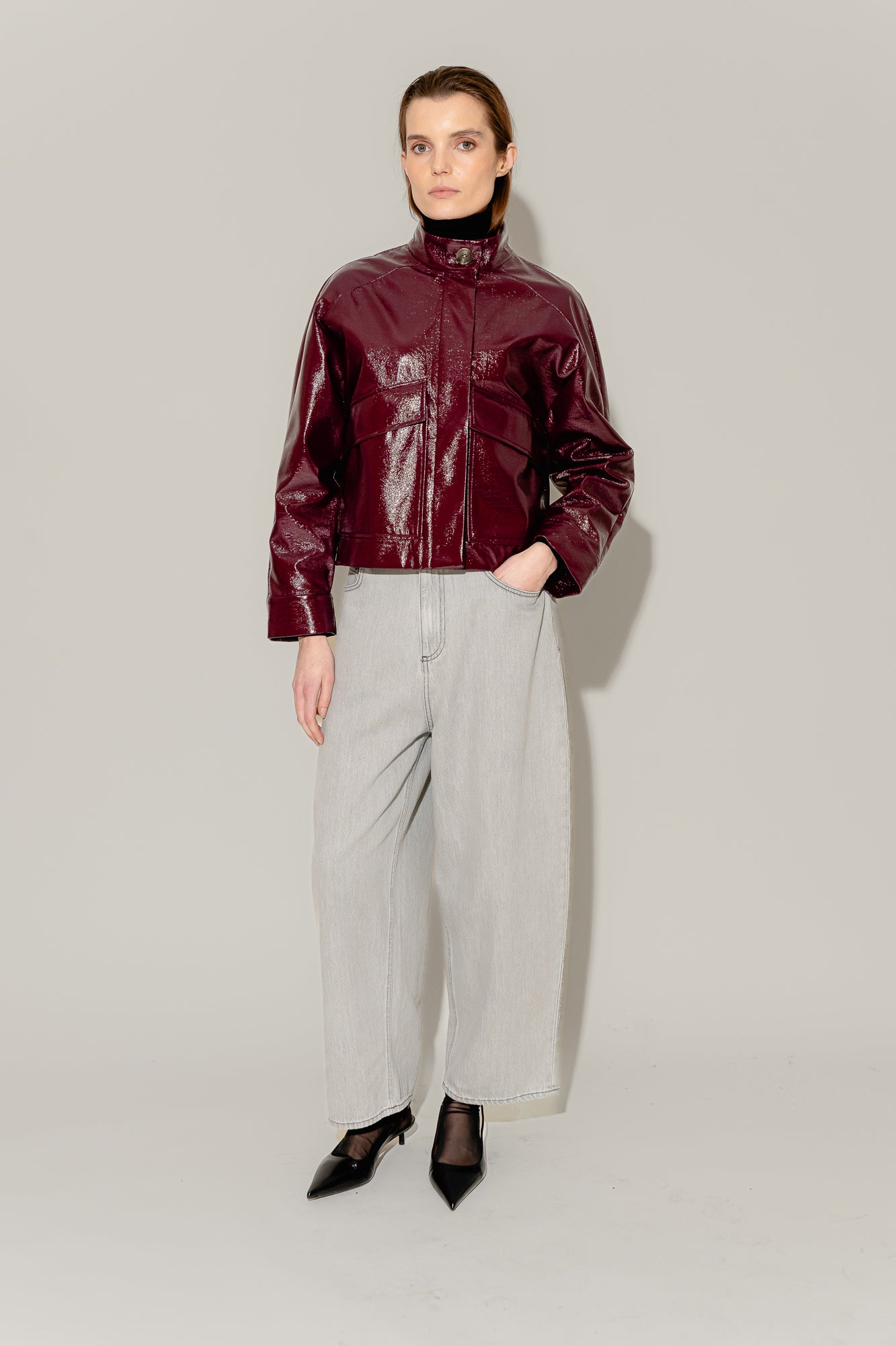 WIND01_AUBERGINE_1