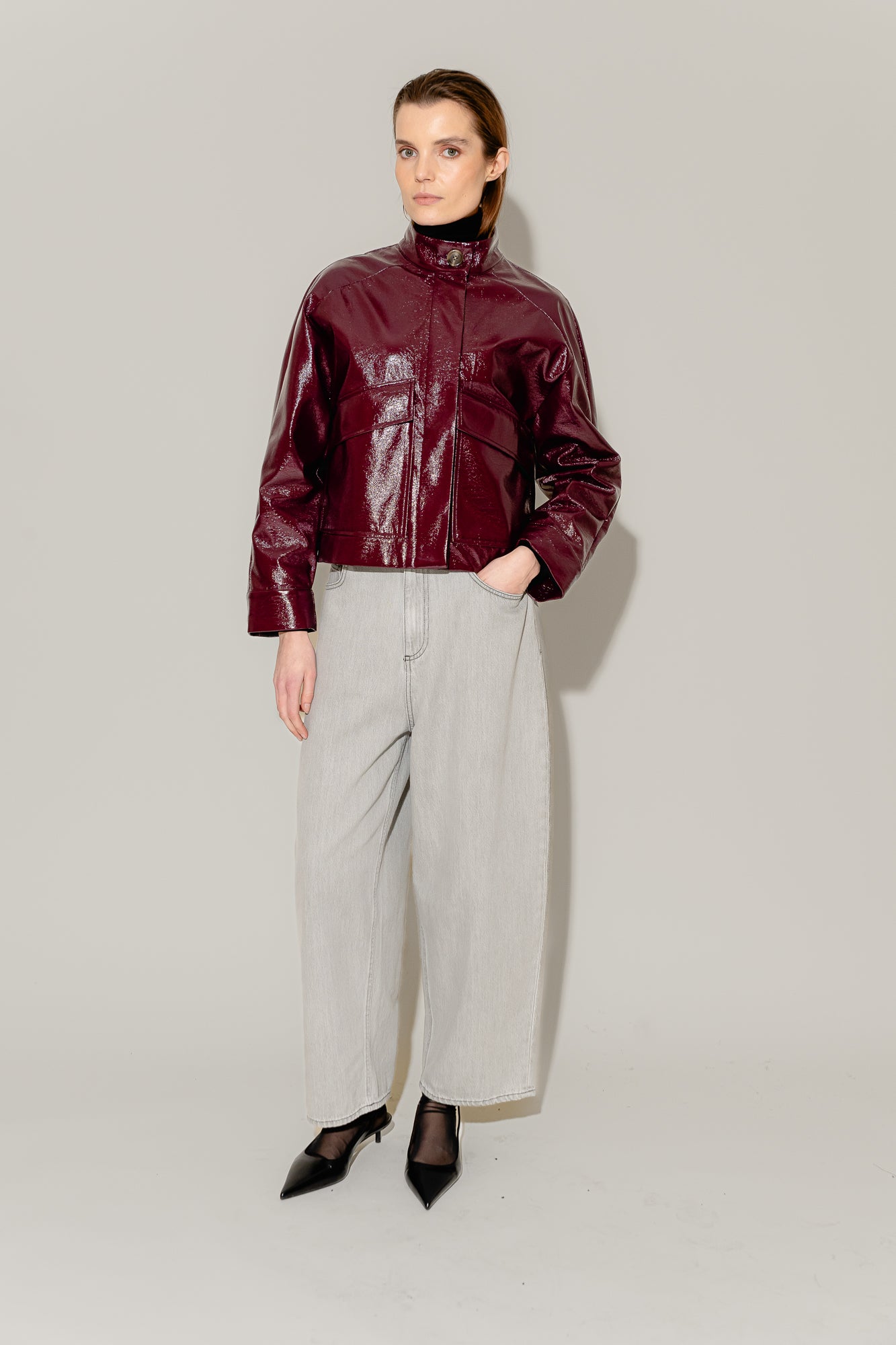 WIND01_AUBERGINE_2