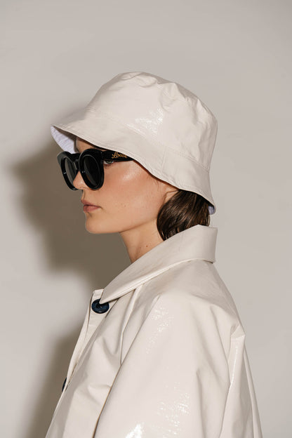 CHAPOW01 - White